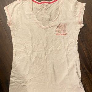Guess 90’s shirt